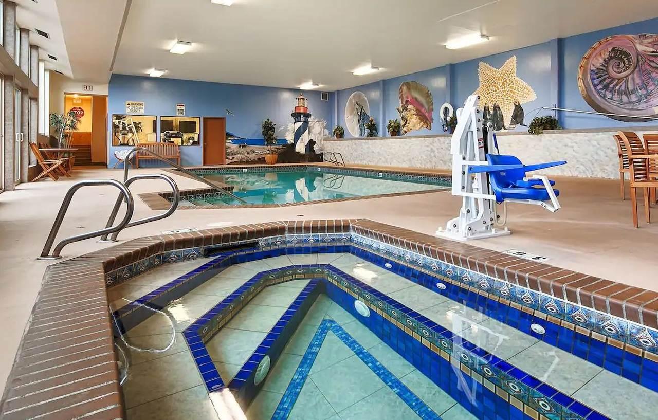 Best Western Holiday Hotel Coos Bay Bagian luar foto