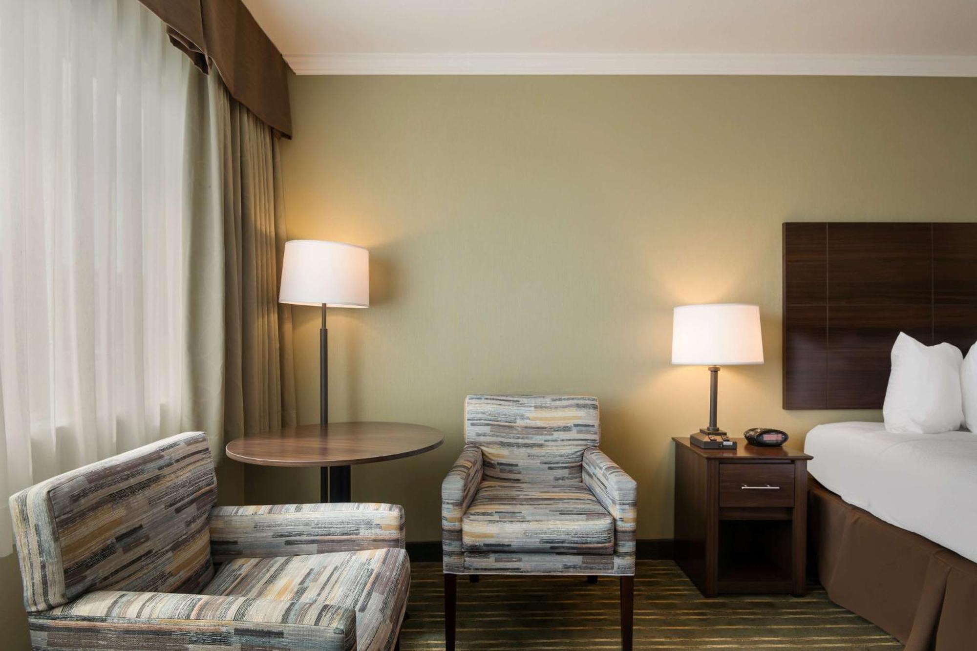 Best Western Holiday Hotel Coos Bay Bagian luar foto