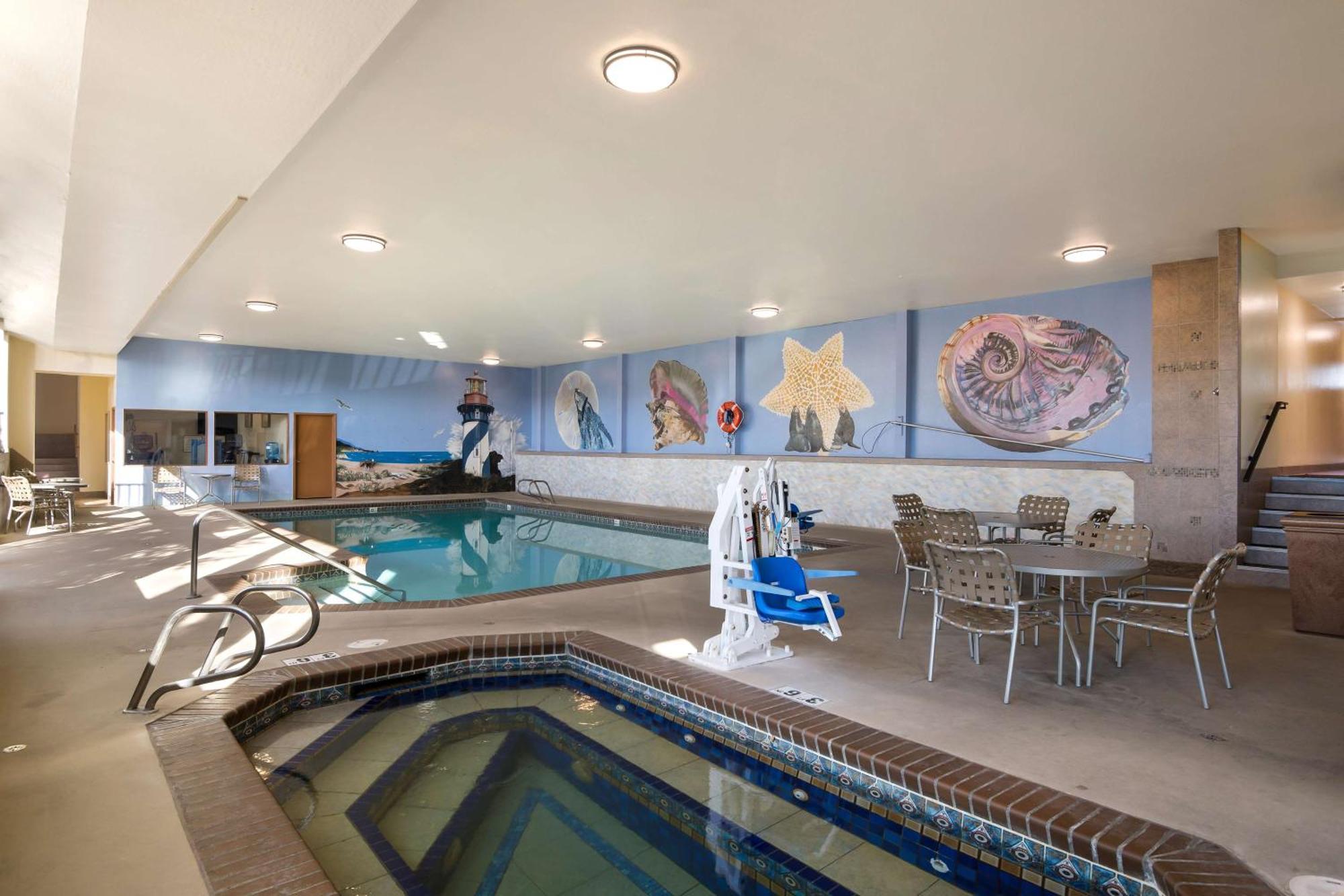 Best Western Holiday Hotel Coos Bay Bagian luar foto