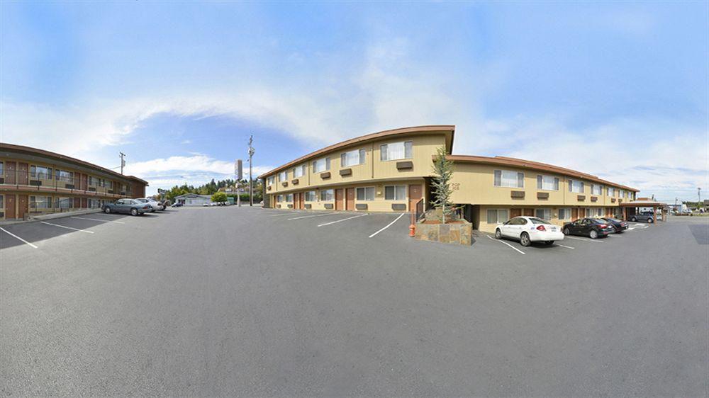 Best Western Holiday Hotel Coos Bay Bagian luar foto